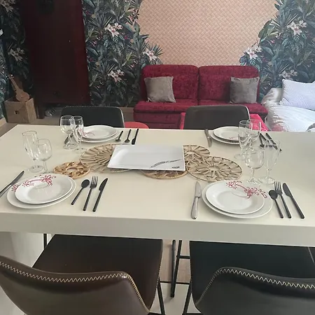 Center - 2 Bedrooms - 4 Pers - With Parking