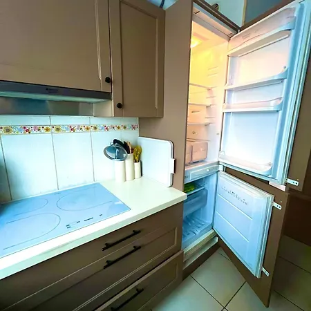 Center - 2 Bedrooms - 4 Pers - With Parking Appartement