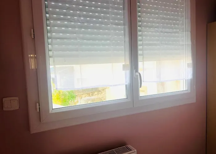 Center - 2 Bedrooms - 4 Pers - With Parking Lejlighed *