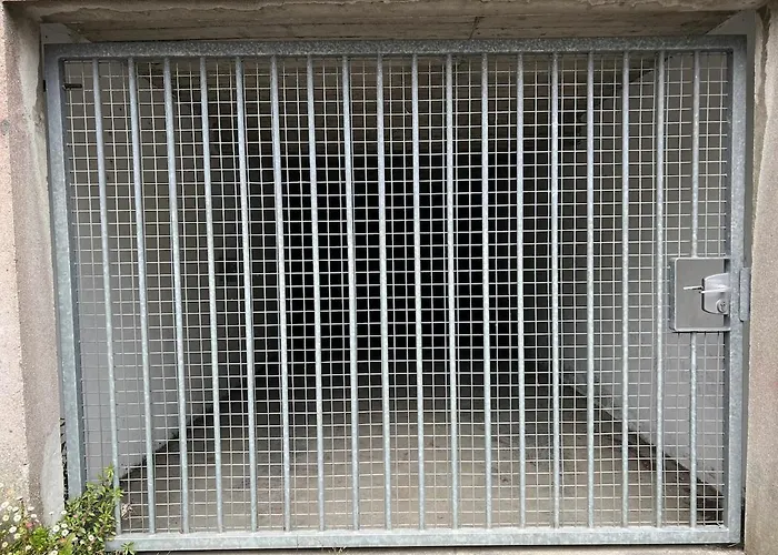 Center - 2 Bedrooms - 4 Pers - With Parking Apartment *