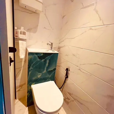 Appartement Center - 2 Bedrooms - 4 Pers - With Parking