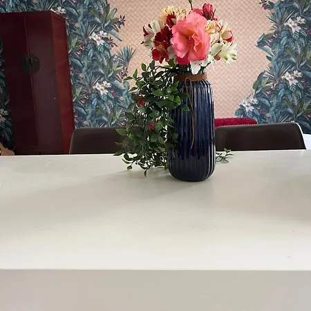 Center - 2 Bedrooms - 4 Pers - With Parking Appartement