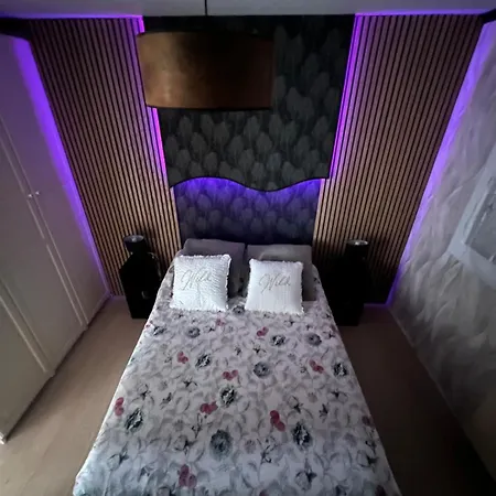 Center - 2 Bedrooms - 4 Pers - With Parking *